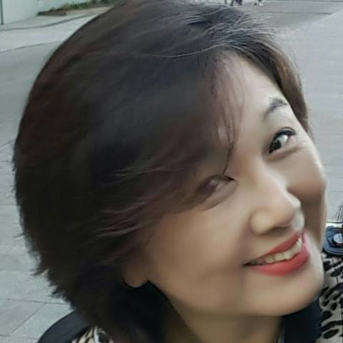 센터장 사진